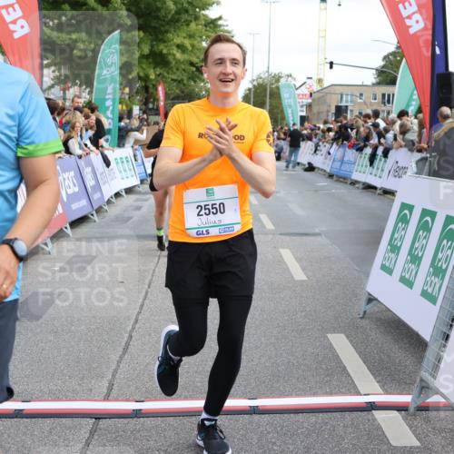 15.09.2024 - PSD Bank Halbmarathon Strokosch-Dieckow http://msf.ph/oto/7072292 15.09.2024 12:23:35 Ziel 803, 2078, 2307, 2400, 2550, 2933, 2999, 3243, 3320, 3370 meine-sportfotos.de