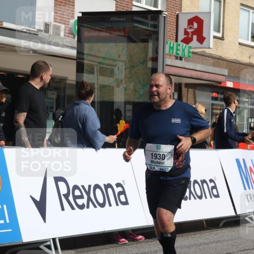15.09.2024 - PSD Bank Halbmarathon Michael Strokosch http://msf.ph/oto/7072311 15.09.2024 12:11:26 Ziel 1242, 1930, 2005, 2193, 2220, 2540, 2888, 3209 meine-sportfotos.de