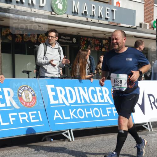 15.09.2024 - PSD Bank Halbmarathon Michael Strokosch http://msf.ph/oto/7072319 15.09.2024 12:11:26 Ziel 1242, 1930, 2005, 2193, 2220, 2540, 2888, 3209 meine-sportfotos.de