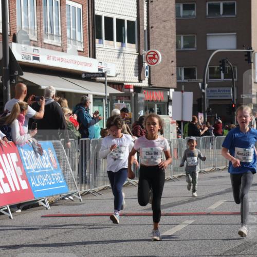 15.09.2024 - PSD Bank Halbmarathon Michael Strokosch http://msf.ph/oto/7072338 15.09.2024 10:29:28 Ziel 46, 60, 80, 85, 111, 112, 120, 194, 254 meine-sportfotos.de