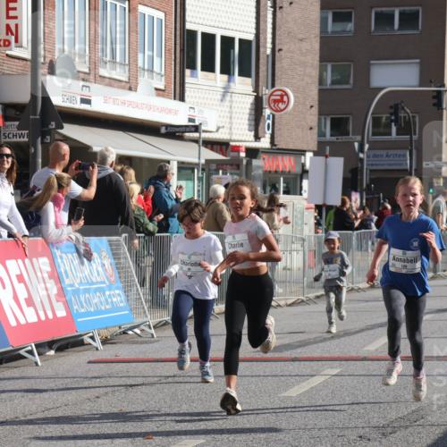 15.09.2024 - PSD Bank Halbmarathon Michael Strokosch http://msf.ph/oto/7072341 15.09.2024 10:29:28 Ziel 46, 60, 80, 85, 111, 112, 120, 194, 254 meine-sportfotos.de