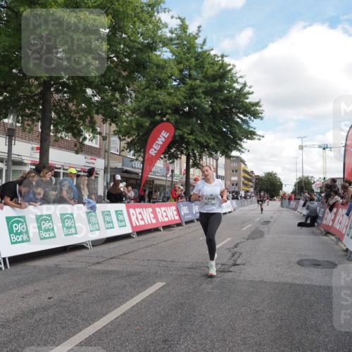 15.09.2024 - PSD Bank Halbmarathon Miley Keyser http://msf.ph/oto/7072378 15.09.2024 12:26:52 Ziel 2009, 2252, 3128, 3374 meine-sportfotos.de