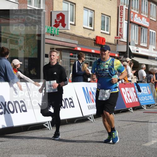 15.09.2024 - PSD Bank Halbmarathon Michael Strokosch http://msf.ph/oto/7072384 15.09.2024 12:11:31 Ziel 1242, 1634, 1930, 2005, 2031, 2187, 2193, 2220, 2226, 2782, 2884, 3209, 3223 meine-sportfotos.de