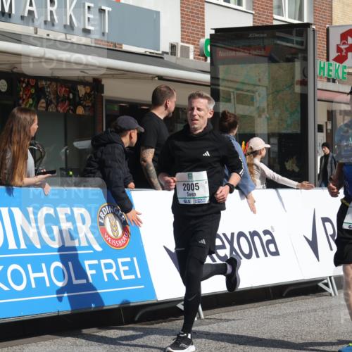 15.09.2024 - PSD Bank Halbmarathon Michael Strokosch http://msf.ph/oto/7072398 15.09.2024 12:11:31 Ziel 1242, 1634, 1930, 2005, 2031, 2187, 2193, 2220, 2226, 2782, 2884, 3209, 3223 meine-sportfotos.de