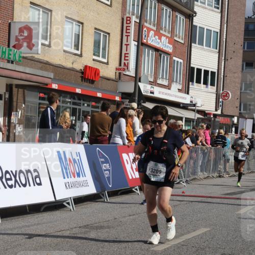 15.09.2024 - PSD Bank Halbmarathon Michael Strokosch http://msf.ph/oto/7072408 15.09.2024 12:11:32 Ziel 1634, 1930, 2005, 2031, 2187, 2193, 2220, 2226, 2782, 2884, 3209, 3223 meine-sportfotos.de