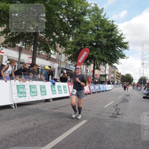 15.09.2024 - PSD Bank Halbmarathon Miley Keyser http://msf.ph/oto/7072428 15.09.2024 12:27:00 Ziel 2009, 2113, 3128, 3249, 3374, 3490 meine-sportfotos.de