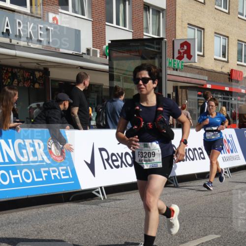 15.09.2024 - PSD Bank Halbmarathon Michael Strokosch http://msf.ph/oto/7072435 15.09.2024 12:11:34 Ziel 1634, 1930, 2005, 2031, 2187, 2193, 2220, 2226, 2405, 2406, 2782, 2884, 3209, 3223 meine-sportfotos.de