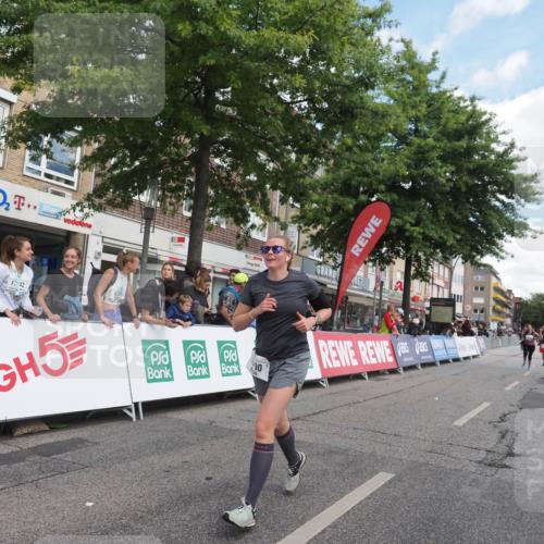 15.09.2024 - PSD Bank Halbmarathon Miley Keyser http://msf.ph/oto/7072445 15.09.2024 12:27:00 Ziel 2009, 2113, 3128, 3249, 3374, 3490 meine-sportfotos.de