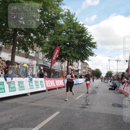 15.09.2024 - PSD Bank Halbmarathon Miley Keyser http://msf.ph/oto/7072463 15.09.2024 12:27:05 Ziel 2113, 2812, 3249, 3490 meine-sportfotos.de
