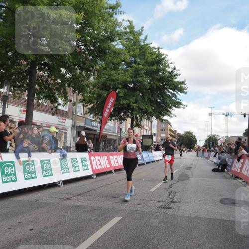 15.09.2024 - PSD Bank Halbmarathon Miley Keyser http://msf.ph/oto/7072475 15.09.2024 12:27:05 Ziel 2113, 2812, 3249, 3490 meine-sportfotos.de