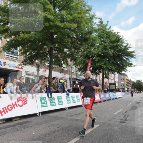 15.09.2024 - PSD Bank Halbmarathon Miley Keyser http://msf.ph/oto/7072516 15.09.2024 12:27:07 Ziel 2113, 2812, 3249, 3490 meine-sportfotos.de