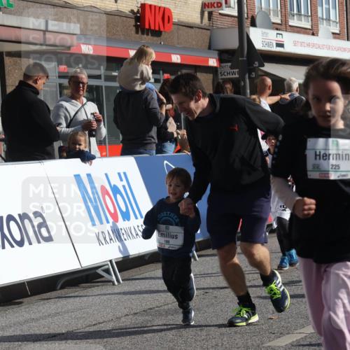 15.09.2024 - PSD Bank Halbmarathon Michael Strokosch http://msf.ph/oto/7072519 15.09.2024 10:29:43 Ziel 3, 15, 46, 60, 63, 74, 112, 164, 168, 171, 185, 218, 225, 246, 286 meine-sportfotos.de