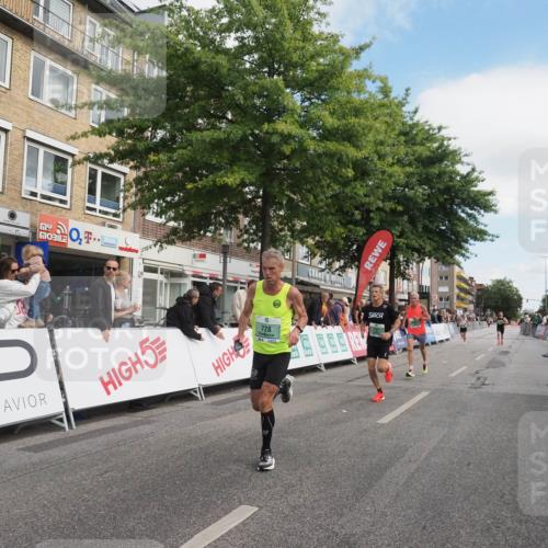 15.09.2024 - PSD Bank Halbmarathon Miley Keyser http://msf.ph/oto/7072520 15.09.2024 11:27:09 Ziel 436, 440, 665, 689, 725, 728, 737, 826 meine-sportfotos.de