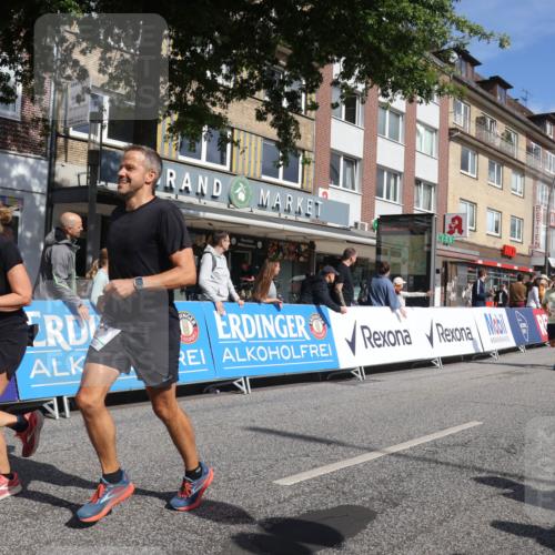 15.09.2024 - PSD Bank Halbmarathon Michael Strokosch http://msf.ph/oto/7072541 15.09.2024 12:11:41 Ziel 1634, 1856, 2005, 2031, 2187, 2193, 2197, 2220, 2226, 2405, 2406, 2575, 2782, 2810, 2884, 3209, 3223 meine-sportfotos.de