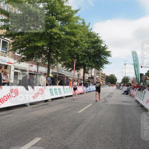 15.09.2024 - PSD Bank Halbmarathon Miley Keyser http://msf.ph/oto/7072566 15.09.2024 11:27:14 Ziel 436, 440, 662, 665, 728, 737, 826 meine-sportfotos.de