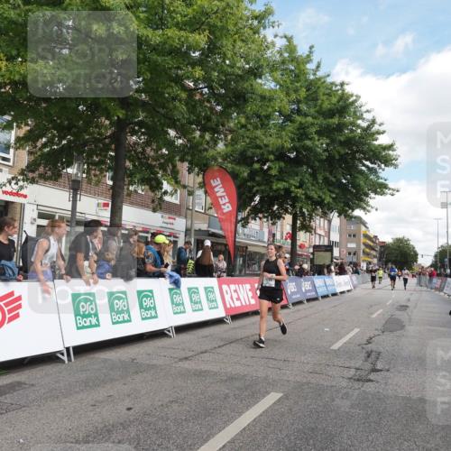 15.09.2024 - PSD Bank Halbmarathon Miley Keyser http://msf.ph/oto/7072603 15.09.2024 12:27:30 Ziel 2114, 2528, 3288 meine-sportfotos.de