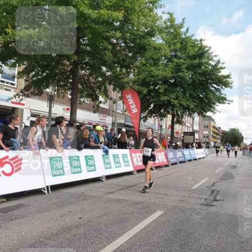 15.09.2024 - PSD Bank Halbmarathon Miley Keyser http://msf.ph/oto/7072614 15.09.2024 12:27:30 Ziel 2114, 2528, 3288 meine-sportfotos.de
