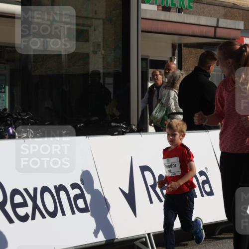 15.09.2024 - PSD Bank Halbmarathon Michael Strokosch http://msf.ph/oto/7072617 15.09.2024 10:29:53 Ziel 3, 63, 97, 127, 156, 171, 185, 218, 225, 246, 252, 264, 286 meine-sportfotos.de