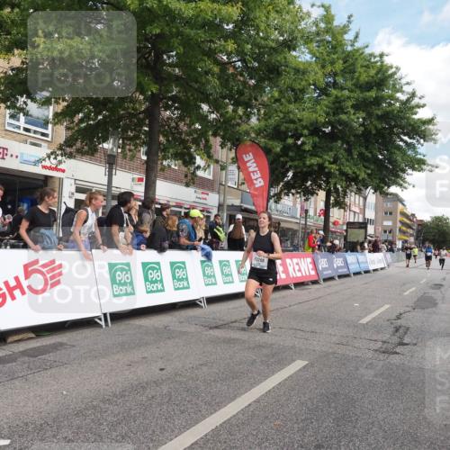 15.09.2024 - PSD Bank Halbmarathon Miley Keyser http://msf.ph/oto/7072623 15.09.2024 12:27:30 Ziel 2114, 2528, 3288 meine-sportfotos.de