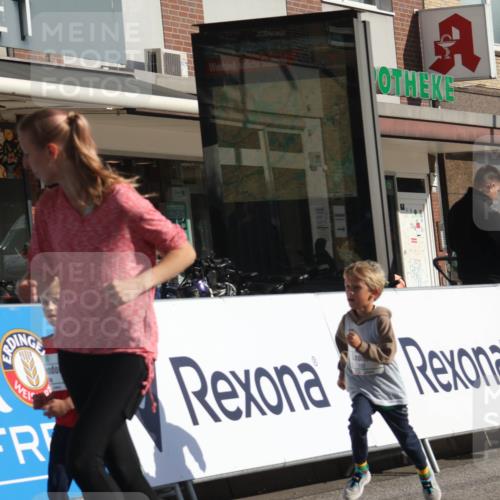 15.09.2024 - PSD Bank Halbmarathon Michael Strokosch http://msf.ph/oto/7072634 15.09.2024 10:29:54 Ziel 3, 63, 97, 127, 156, 171, 185, 218, 225, 246, 252, 264, 286 meine-sportfotos.de