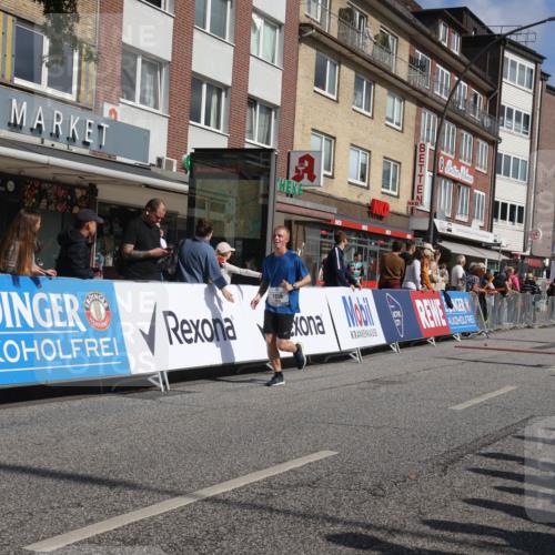 15.09.2024 - PSD Bank Halbmarathon Michael Strokosch http://msf.ph/oto/7072636 15.09.2024 12:11:49 Ziel 1634, 1856, 2001, 2031, 2065, 2120, 2187, 2197, 2405, 2406, 2575, 2782, 2809, 2810, 3531 meine-sportfotos.de