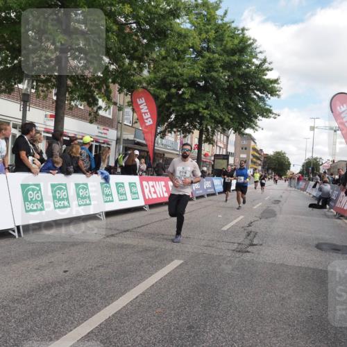 15.09.2024 - PSD Bank Halbmarathon Miley Keyser http://msf.ph/oto/7072653 15.09.2024 12:27:38 Ziel 2114, 2156, 2309, 2528, 3288, 3424 meine-sportfotos.de