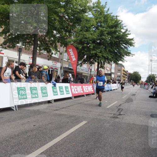 15.09.2024 - PSD Bank Halbmarathon Miley Keyser http://msf.ph/oto/7072682 15.09.2024 12:27:39 Ziel 2114, 2156, 2309, 3288, 3424 meine-sportfotos.de
