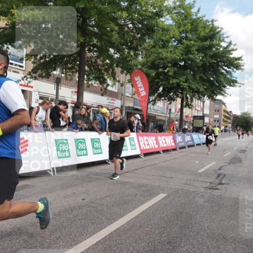 15.09.2024 - PSD Bank Halbmarathon Miley Keyser http://msf.ph/oto/7072725 15.09.2024 12:27:42 Ziel 2114, 2156, 2309, 2360, 3288, 3424 meine-sportfotos.de