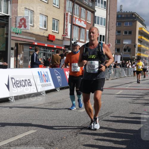15.09.2024 - PSD Bank Halbmarathon Michael Strokosch http://msf.ph/oto/7072727 15.09.2024 12:11:57 Ziel 1856, 2001, 2013, 2065, 2120, 2227, 2809, 3531 meine-sportfotos.de