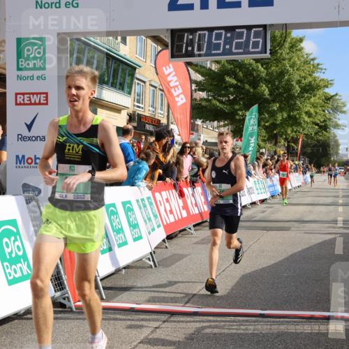 15.09.2024 - PSD Bank Halbmarathon Strokosch-Dieckow http://msf.ph/oto/7072728 15.09.2024 11:10:17 Ziel 463, 470, 473, 484, 490, 514, 519 meine-sportfotos.de