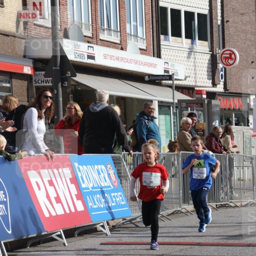 15.09.2024 - PSD Bank Halbmarathon Michael Strokosch http://msf.ph/oto/7072733 15.09.2024 10:30:03 Ziel 3, 32, 97, 127, 129, 156, 218, 252, 264, 281, 286, 289, 306 meine-sportfotos.de