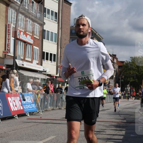 15.09.2024 - PSD Bank Halbmarathon Michael Strokosch http://msf.ph/oto/7072759 15.09.2024 12:12:01 Ziel 986, 2001, 2013, 2065, 2120, 2139, 2140, 2202, 2227, 2809, 3009, 3531 meine-sportfotos.de