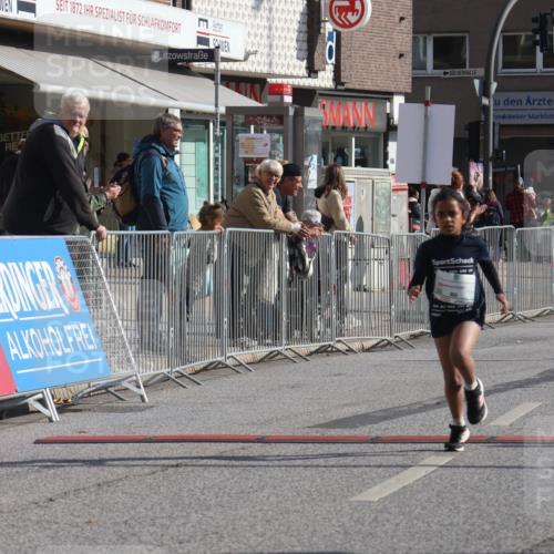 15.09.2024 - PSD Bank Halbmarathon Michael Strokosch http://msf.ph/oto/7072828 15.09.2024 10:30:23 Ziel 303 meine-sportfotos.de