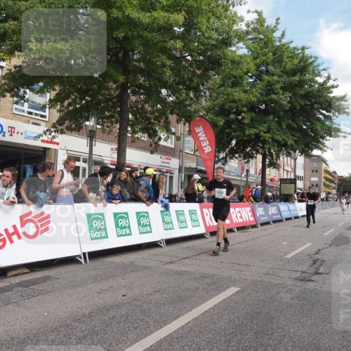 15.09.2024 - PSD Bank Halbmarathon Miley Keyser http://msf.ph/oto/7072831 15.09.2024 12:27:59 Ziel 1858, 2360, 2420, 3284 meine-sportfotos.de