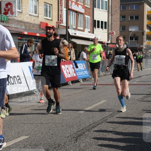 15.09.2024 - PSD Bank Halbmarathon Michael Strokosch http://msf.ph/oto/7072846 15.09.2024 12:12:09 Ziel 986, 1610, 2013, 2065, 2139, 2140, 2202, 2227, 3009 meine-sportfotos.de
