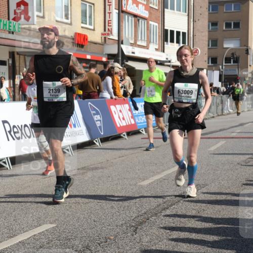 15.09.2024 - PSD Bank Halbmarathon Michael Strokosch http://msf.ph/oto/7072856 15.09.2024 12:12:09 Ziel 986, 1610, 2013, 2065, 2139, 2140, 2202, 2227, 3009 meine-sportfotos.de