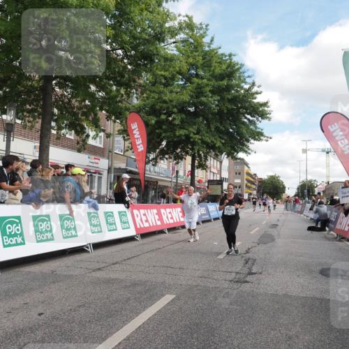 15.09.2024 - PSD Bank Halbmarathon Miley Keyser http://msf.ph/oto/7072902 15.09.2024 12:28:07 Ziel 1858, 2322, 2420, 3073, 3284, 3327 meine-sportfotos.de