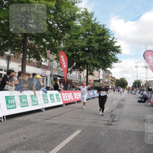 15.09.2024 - PSD Bank Halbmarathon Miley Keyser http://msf.ph/oto/7072912 15.09.2024 12:28:08 Ziel 1858, 2322, 2420, 3073, 3284, 3327 meine-sportfotos.de