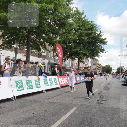 15.09.2024 - PSD Bank Halbmarathon Miley Keyser http://msf.ph/oto/7072927 15.09.2024 12:28:08 Ziel 1858, 2322, 2420, 3073, 3284, 3327 meine-sportfotos.de