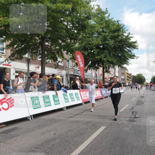 15.09.2024 - PSD Bank Halbmarathon Miley Keyser http://msf.ph/oto/7072936 15.09.2024 12:28:08 Ziel 1858, 2322, 2420, 3073, 3284, 3327 meine-sportfotos.de