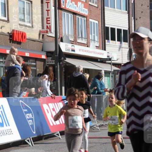 15.09.2024 - PSD Bank Halbmarathon Michael Strokosch http://msf.ph/oto/7072993 15.09.2024 10:30:48 Ziel 38, 44, 141, 145, 147, 207, 214, 234 meine-sportfotos.de