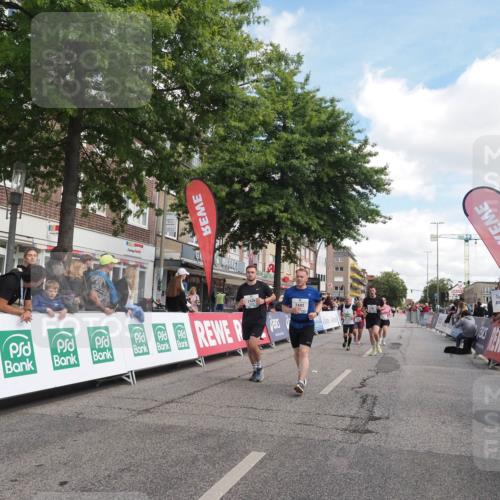 15.09.2024 - PSD Bank Halbmarathon Miley Keyser http://msf.ph/oto/7073030 15.09.2024 12:28:20 Ziel 2322, 2392, 2439, 2441, 3017, 3073, 3121, 3225, 3327 meine-sportfotos.de