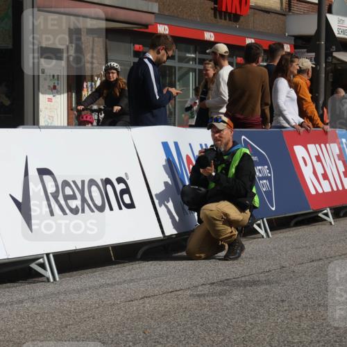 15.09.2024 - PSD Bank Halbmarathon Michael Strokosch http://msf.ph/oto/7073031 15.09.2024 12:12:31 Ziel 2349, 3296, 3480 meine-sportfotos.de