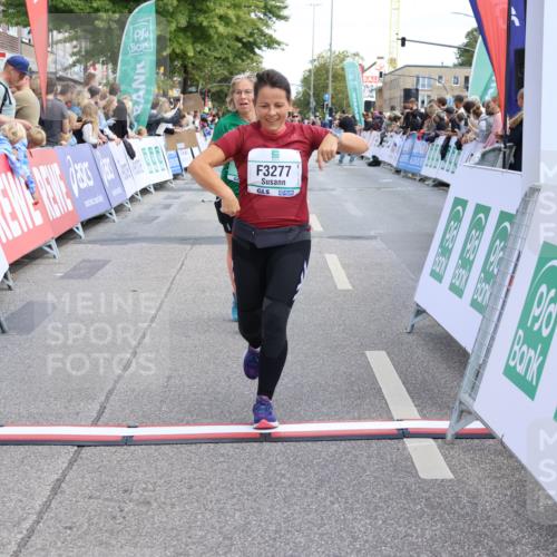 15.09.2024 - PSD Bank Halbmarathon Strokosch-Dieckow http://msf.ph/oto/7073053 15.09.2024 12:23:48 Ziel 987, 2307, 2981, 3002, 3243, 3277, 3370 meine-sportfotos.de