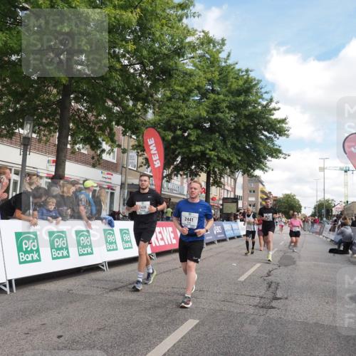 15.09.2024 - PSD Bank Halbmarathon Miley Keyser http://msf.ph/oto/7073062 15.09.2024 12:28:21 Ziel 2322, 2392, 2439, 2441, 3017, 3073, 3121, 3225, 3274, 3327 meine-sportfotos.de