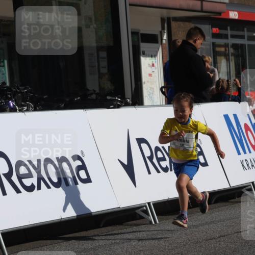 15.09.2024 - PSD Bank Halbmarathon Michael Strokosch http://msf.ph/oto/7073093 15.09.2024 10:30:55 Ziel 25, 38, 44, 126, 141, 145, 147, 207, 234, 277 meine-sportfotos.de