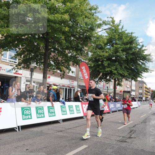 15.09.2024 - PSD Bank Halbmarathon Miley Keyser http://msf.ph/oto/7073101 15.09.2024 12:28:23 Ziel 2392, 2439, 2441, 3017, 3073, 3121, 3225, 3274, 3327 meine-sportfotos.de