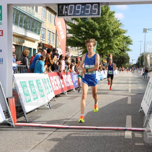 15.09.2024 - PSD Bank Halbmarathon Strokosch-Dieckow http://msf.ph/oto/7073110 15.09.2024 11:10:26 Ziel 463, 478, 484, 501, 507, 519 meine-sportfotos.de