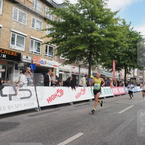 15.09.2024 - PSD Bank Halbmarathon Miley Keyser http://msf.ph/oto/7073114 15.09.2024 11:28:08 Ziel 691, 700, 890, 1080, 1082, 1140, 2612 meine-sportfotos.de