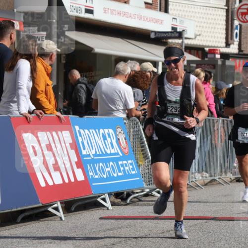 15.09.2024 - PSD Bank Halbmarathon Michael Strokosch http://msf.ph/oto/7073117 15.09.2024 12:12:40 Ziel 2210, 2926, 3296 meine-sportfotos.de